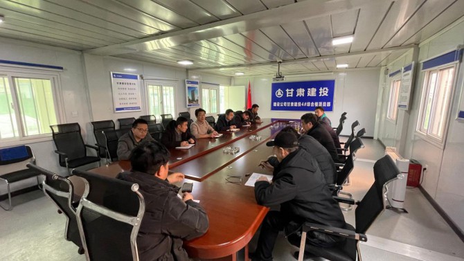 人勤春早復(fù)工忙，奮力沖刺開(kāi)門(mén)紅