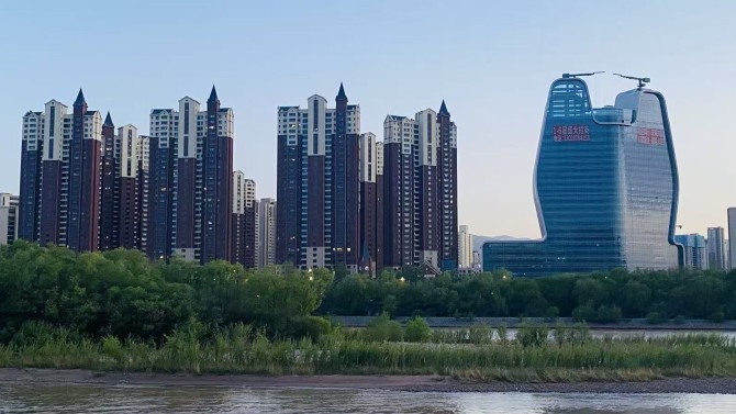 甘肅建總置業(yè)與光大集團(tuán)招商對接  共謀百酈灣商業(yè)發(fā)展新篇章